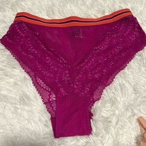 VS burgundy Small lace High waist cheeky